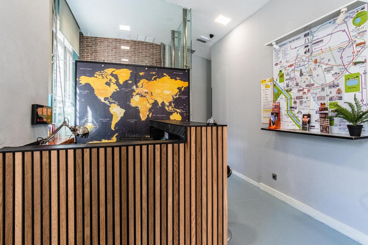 Hostel Center Мадрид Экстерьер фото